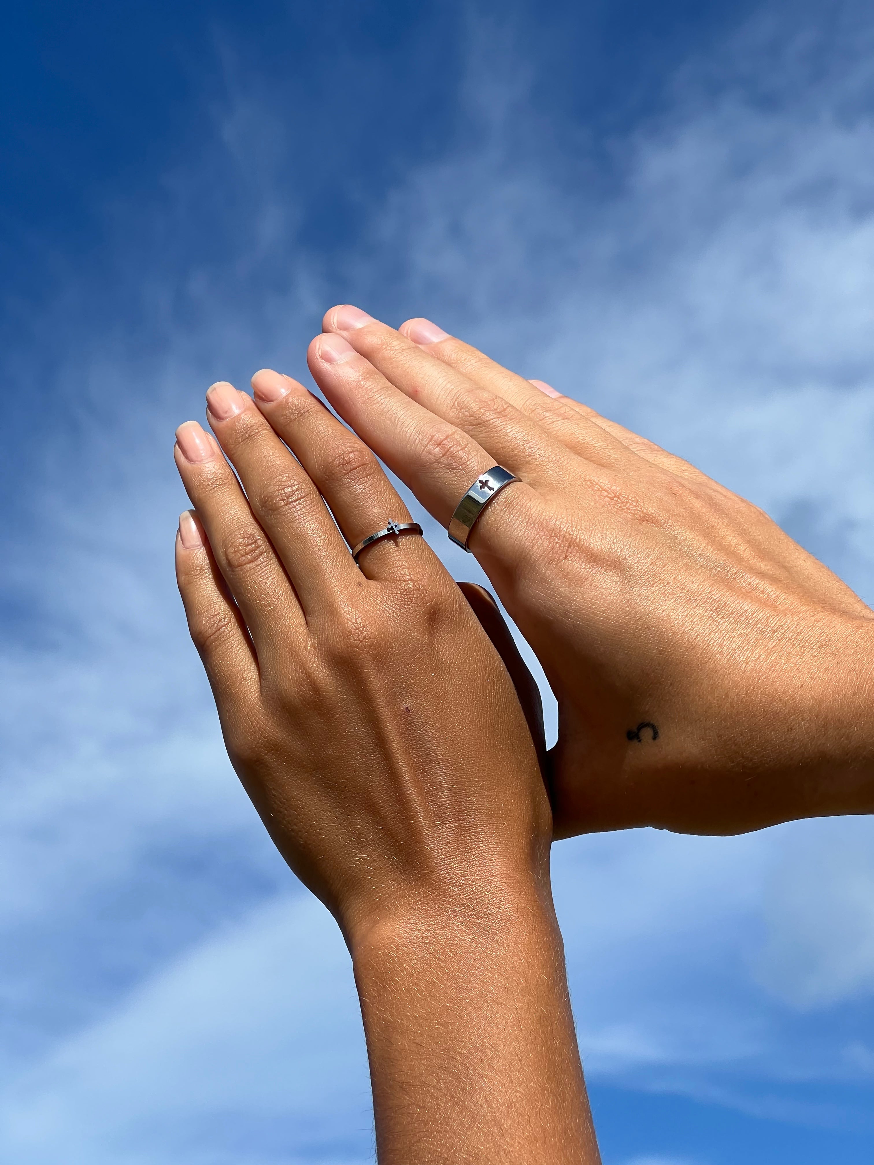 Chrome Cross Ring (single)