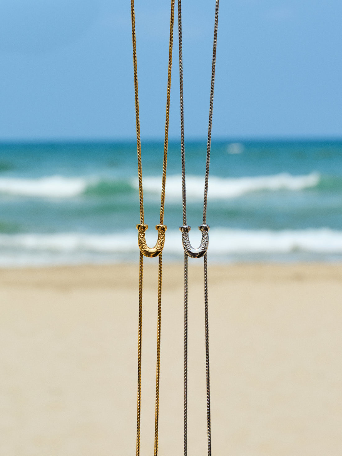 
Horseshoe Lariat Necklace