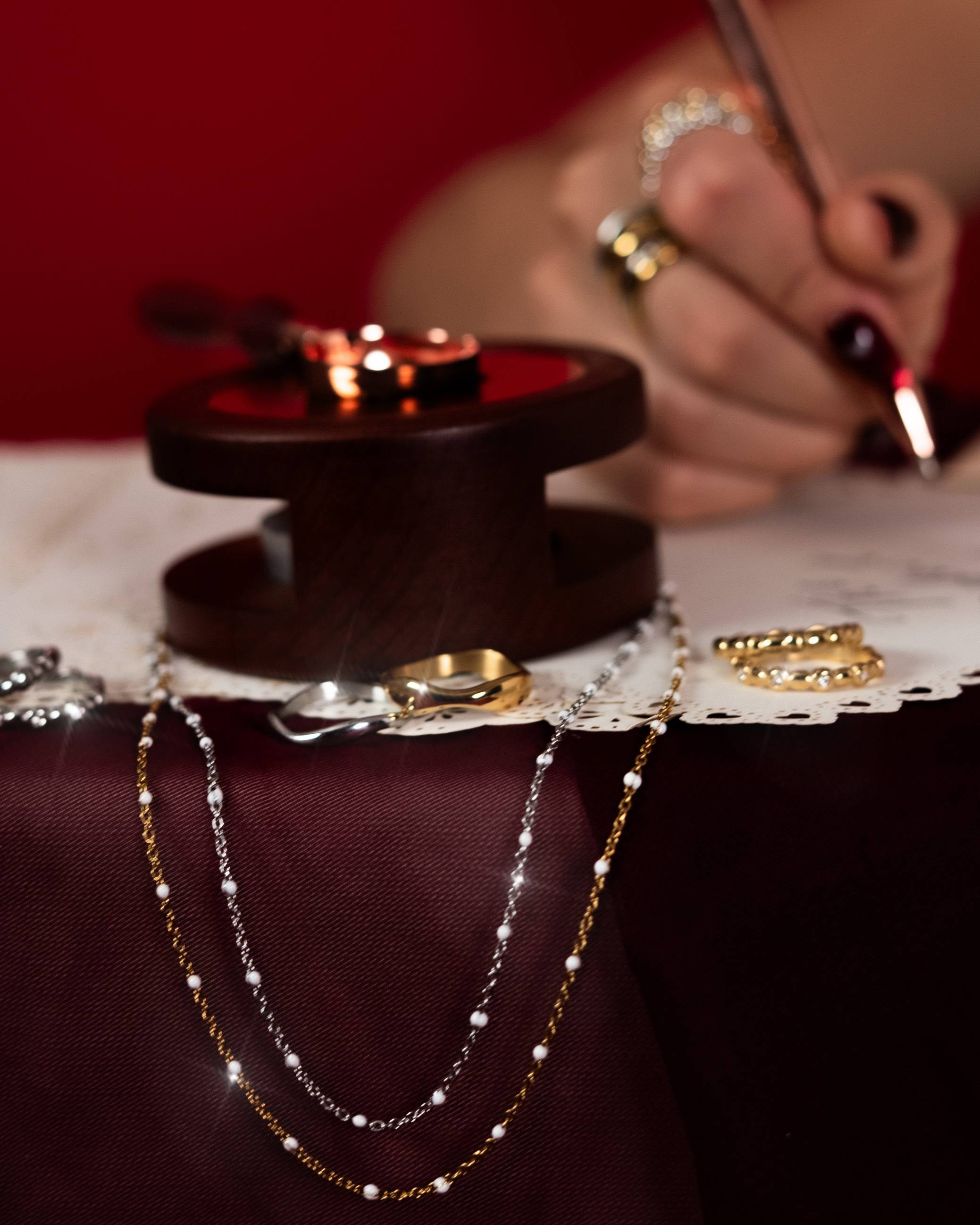 Two Tone Beaded Necklace Set