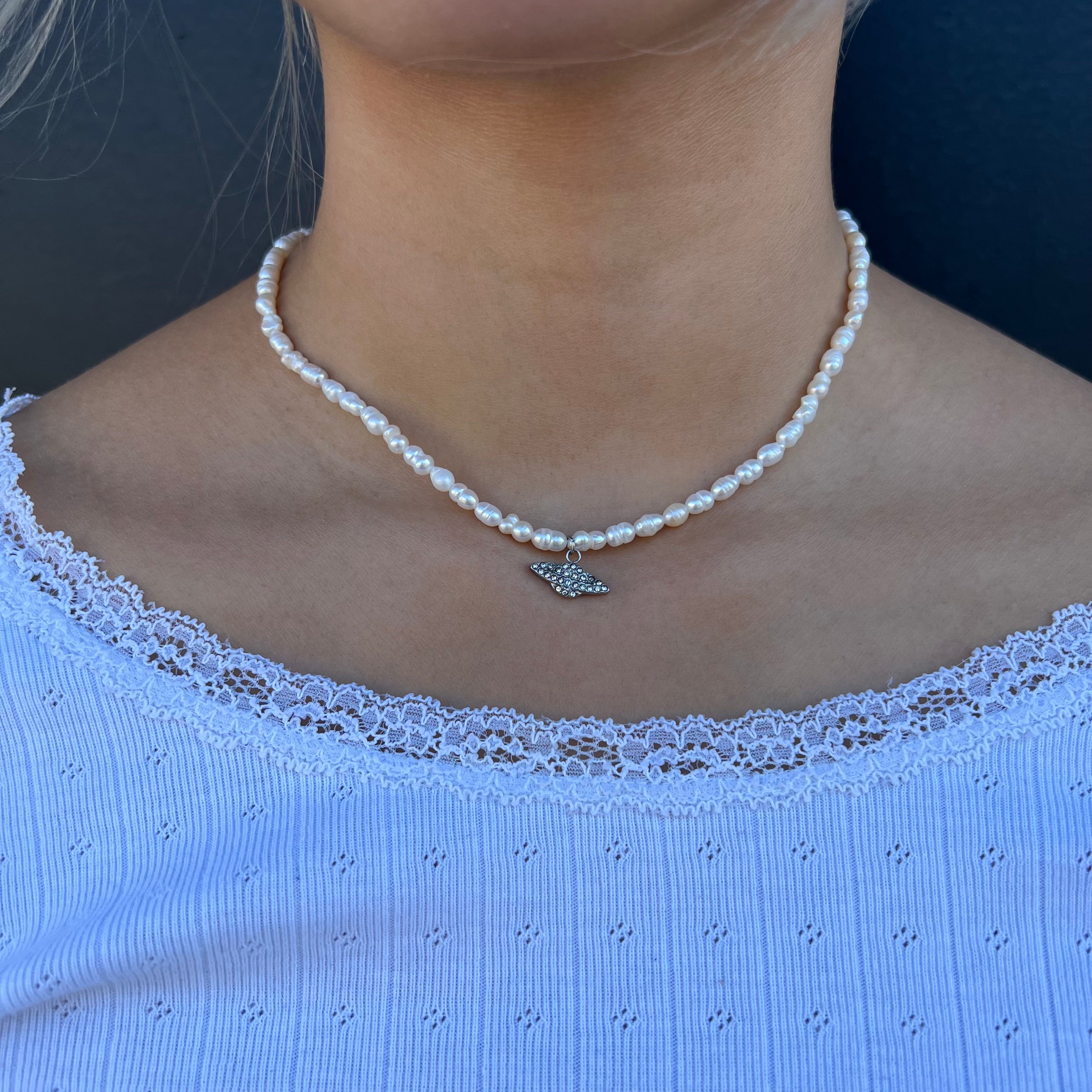 Space Fresh Water Pearl Necklace
